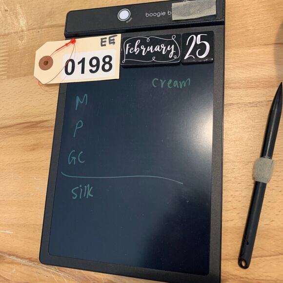 Tommy Bahama Shirt Mens XXL 2XL Cream Silk Short Sleeve Embroidered Graphic - Picture 9 of 10